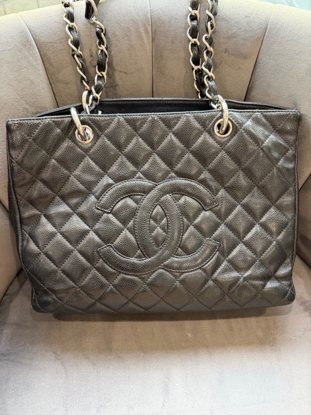 CHANEL Caviar Grand Shopping Tote GST Black - Picture 1 of 14